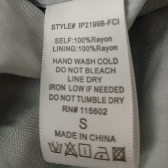 NWT All In Favor Shorts Romper S Silver Rayon Flutter Sleeve Crochet - Picture 10 of 10